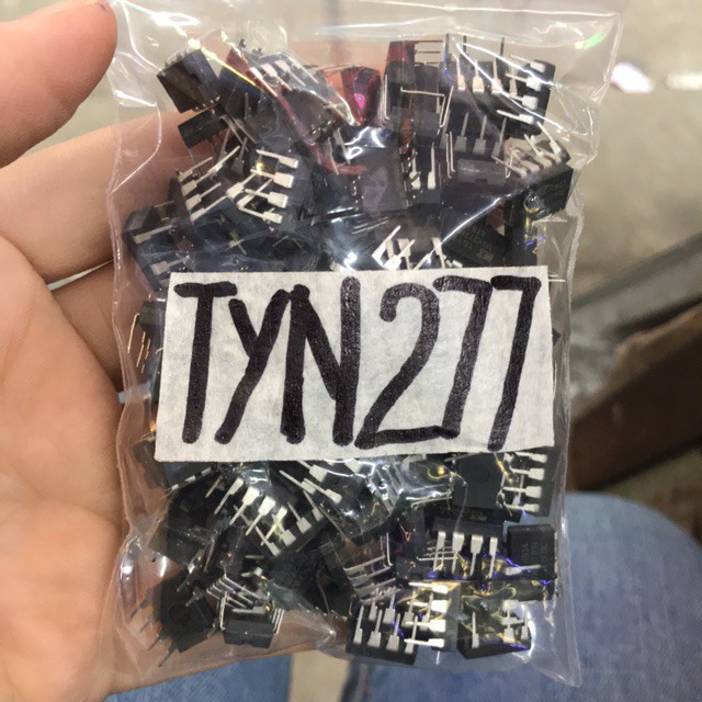 HOT-5 con ic nguồn 7 chân TYN277