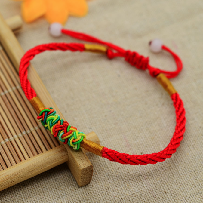 Vòng Đeo Tay Dây Đỏ Nam Nữ May Mắn