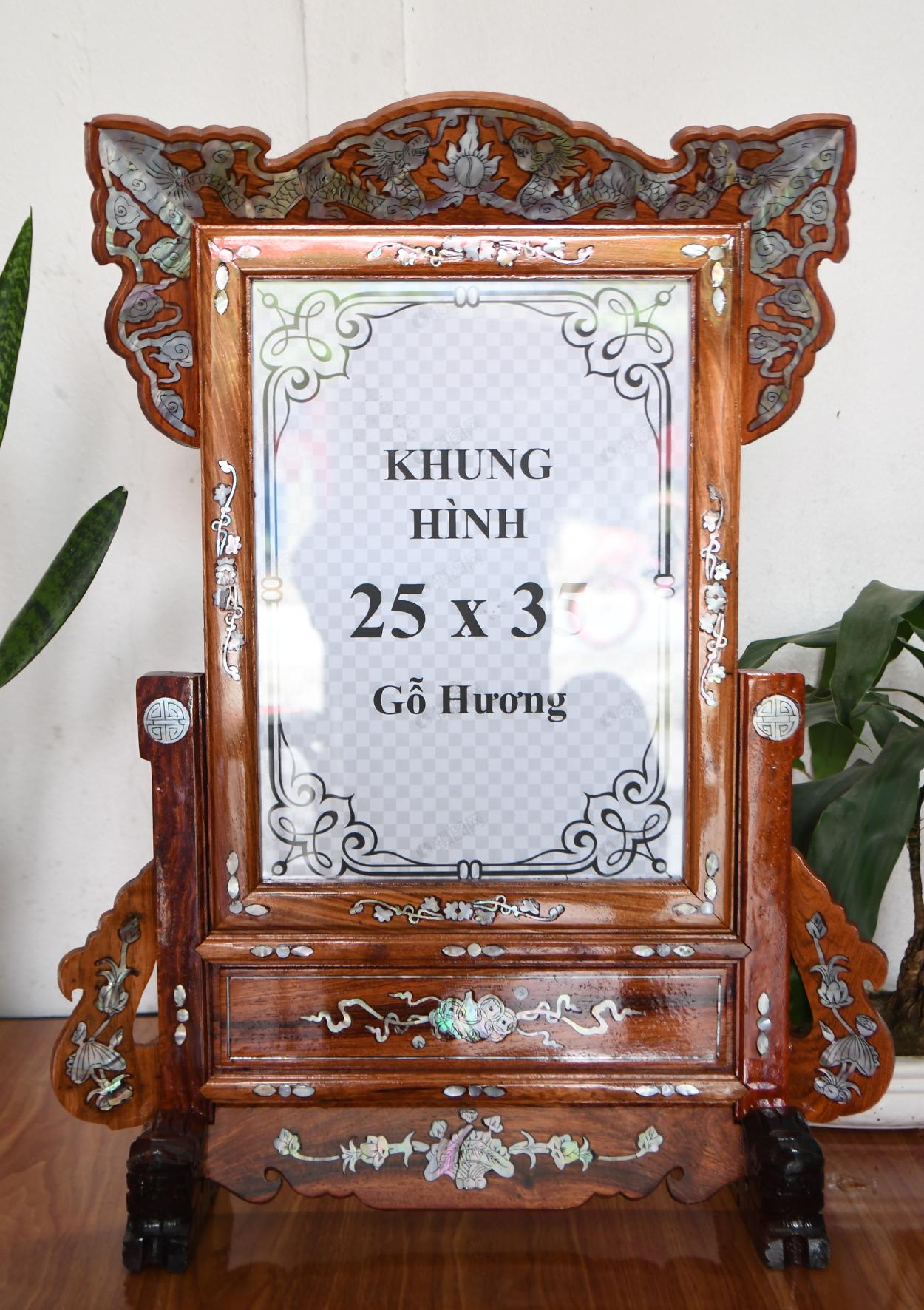KHUNG ẢNH THỜ GỖ HƯƠNG 25X35