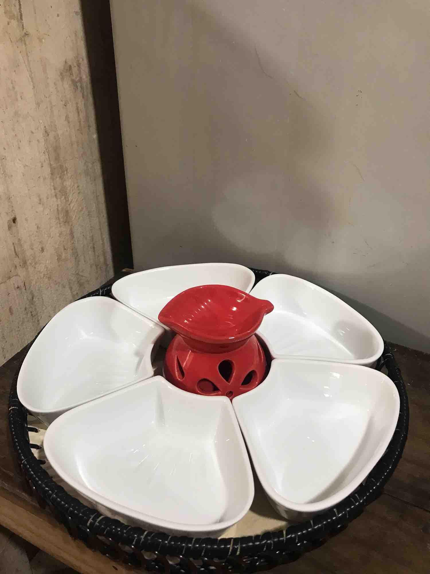 Khay lẩu kem đẹp