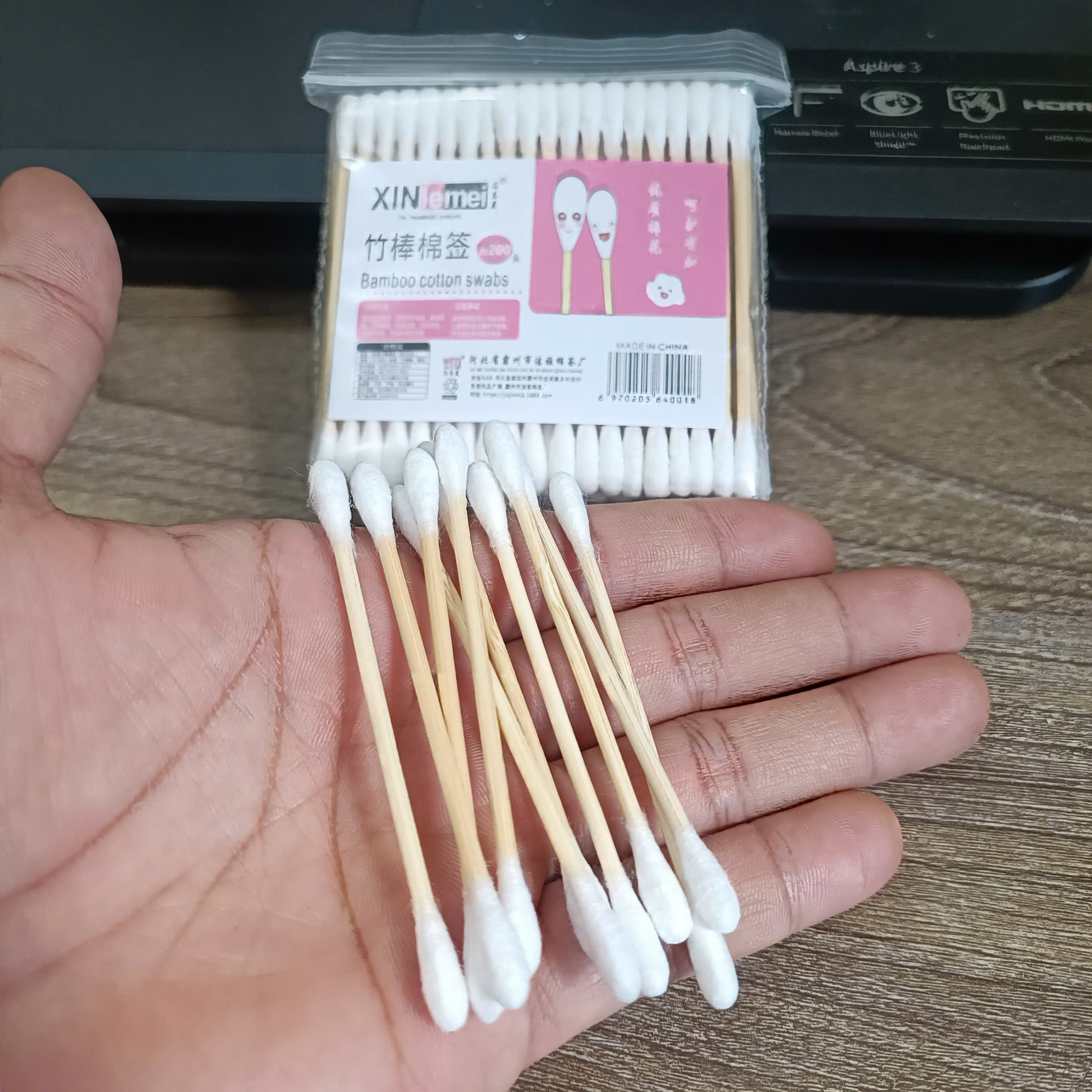 Bông tăm tiệt trùng cán gỗ