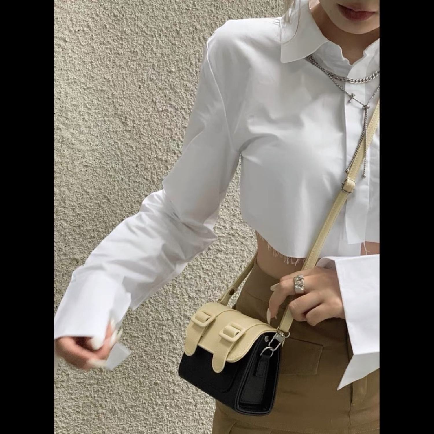 áo sơ mi croptop Եà lệch tay dài cá tính nữ