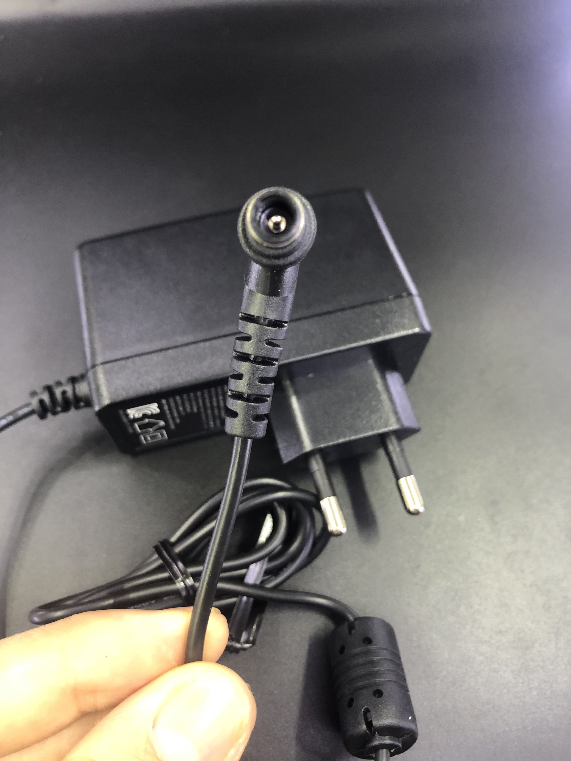 Adapter Nguồn Màn Hình LG 19V 2.1A