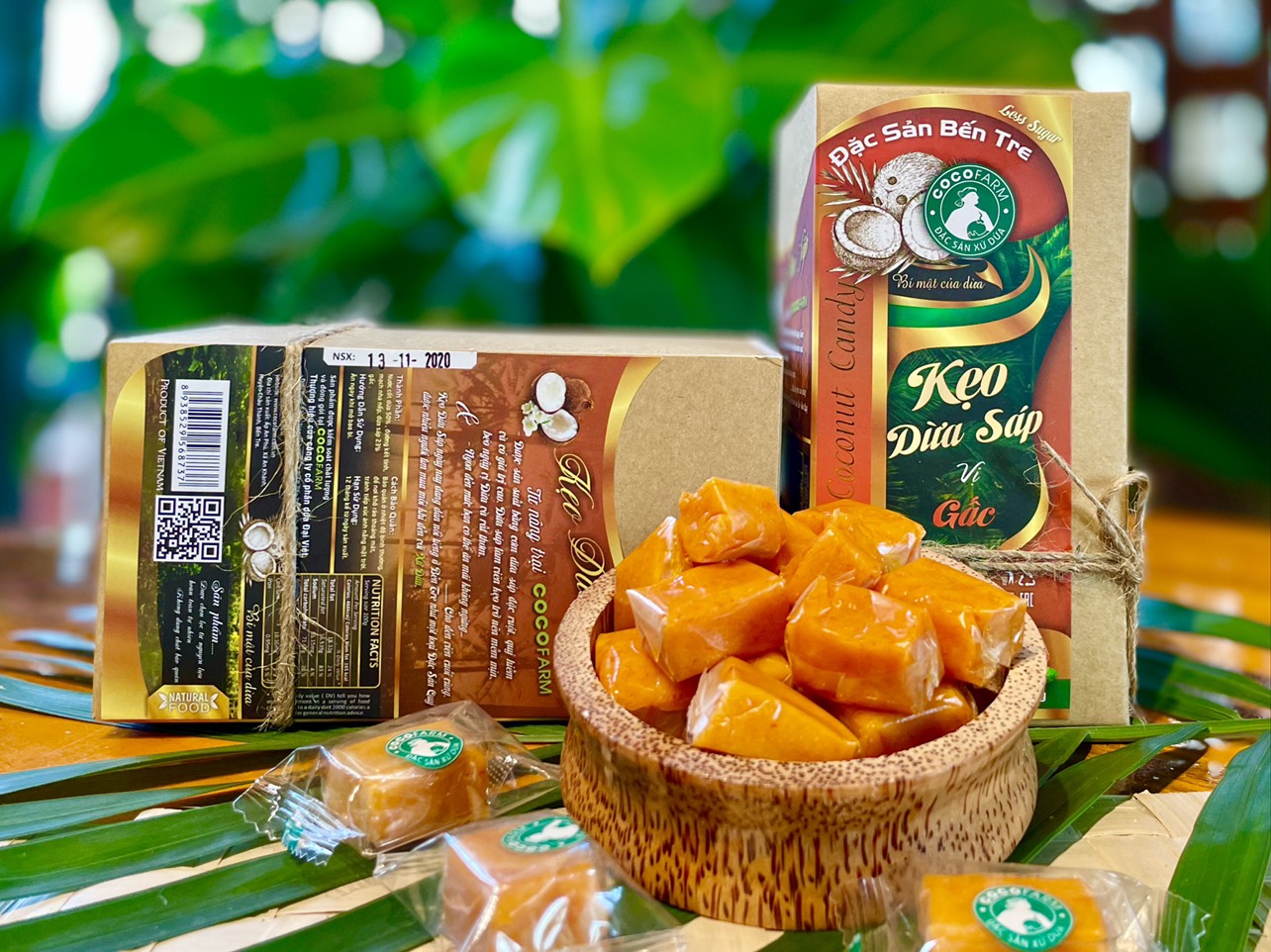 Kẹo dừa Sáp vị Gấc Cocofarm ít đường