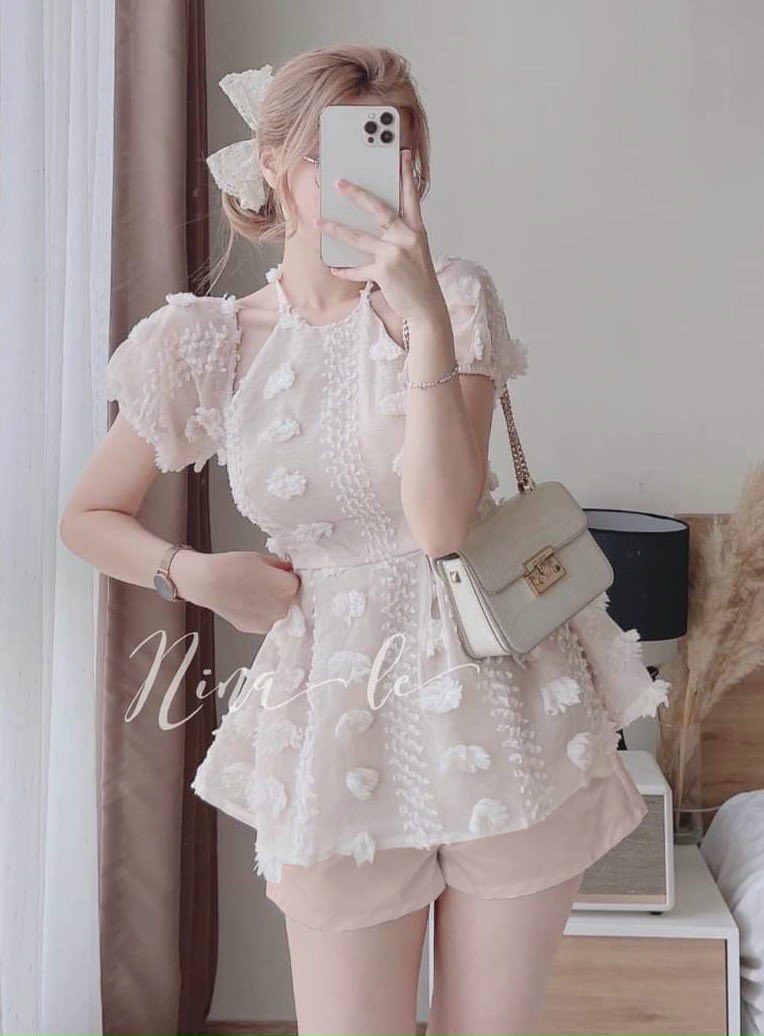 Set tiểu thư áo tay phồng cổ yếm phối quần đùi nữ, áo cổ yếm chất xô bông như hình, quần short, quần đùi, sét Hàn Quốc HOTTREND kèm ảnh thật