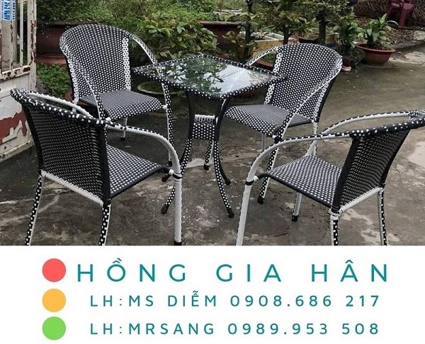 Bàn ghế mây nhựa hồng gia hân b001