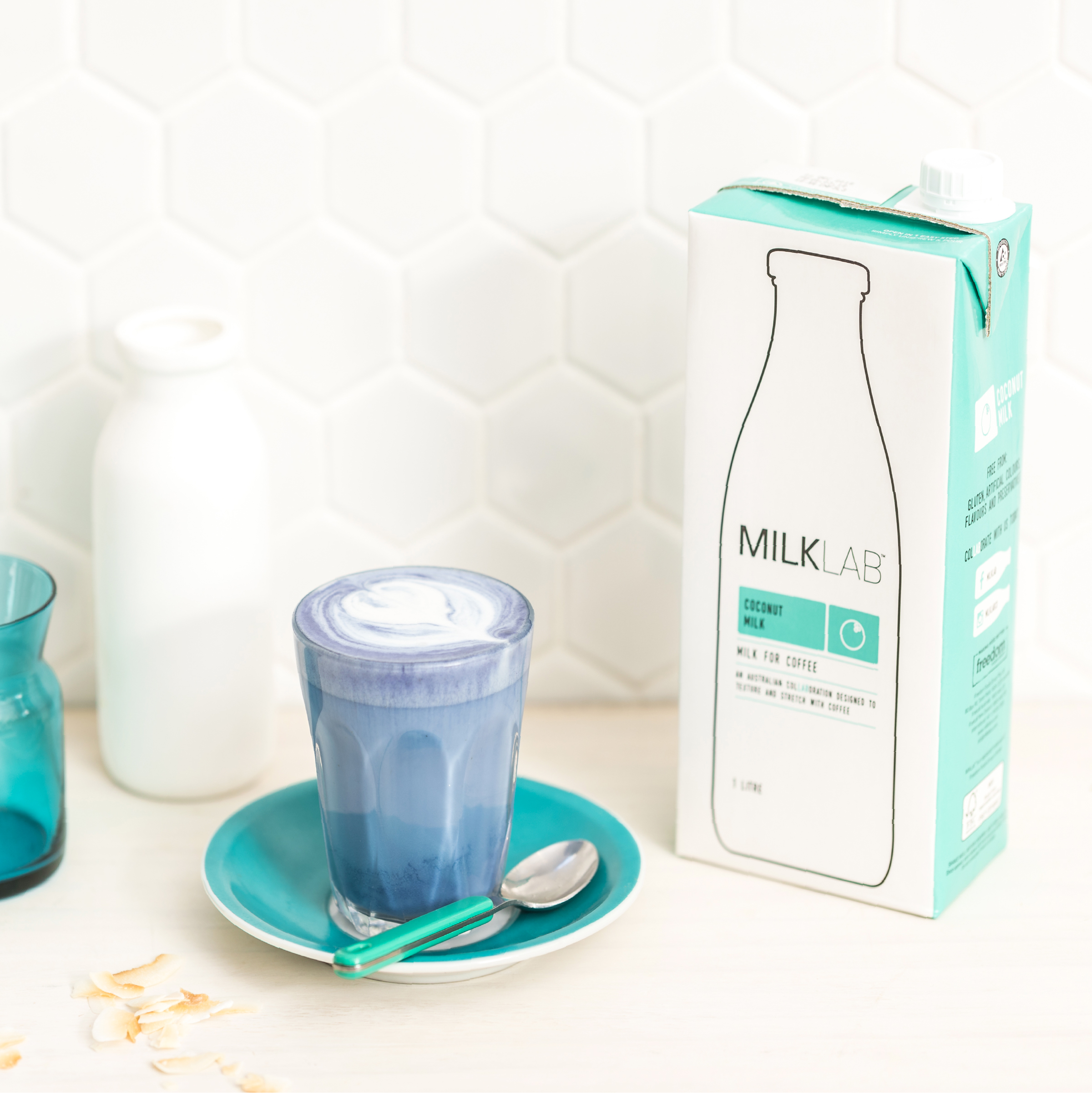 Sữa dừa cao cấp ít đường MilkLab  hộp 1 lít