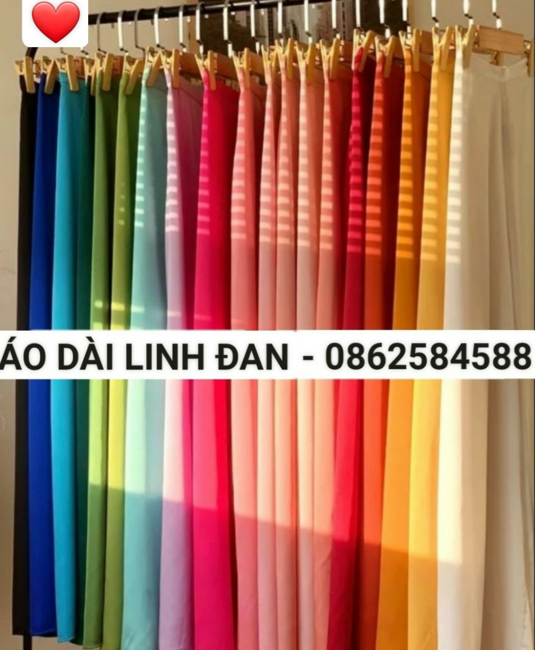 Áo dài vải lụa vân gỗ màu xanh mint - Áo Dài Linh Đan