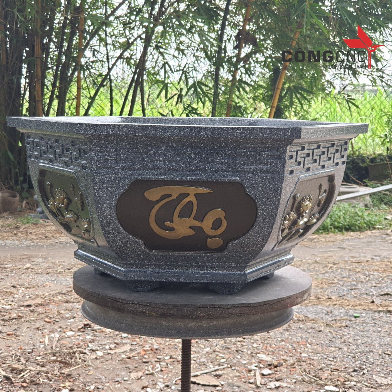 Khuôn chậu lục giác 65 ( HOA SEN- CÂY TÙNG- PHÚC LỘC THỌ)