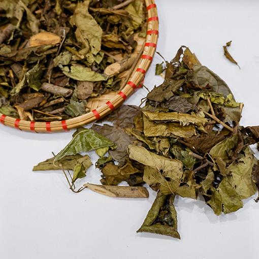 Lá Xạ Đen Khô Hòa Bình đóng gói 500g