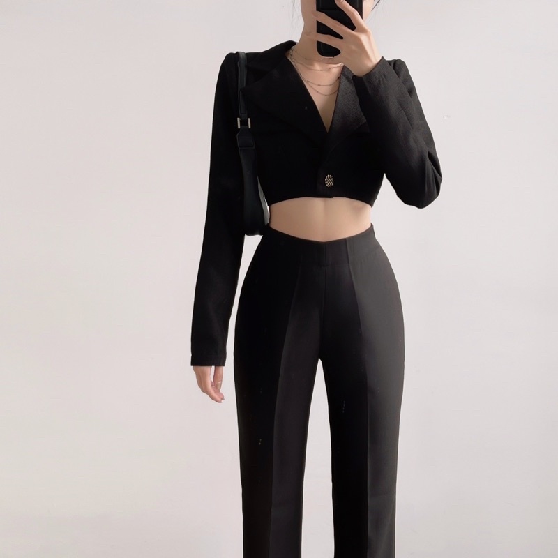 Áo Blazer Croptop Ứng Dụng Cao