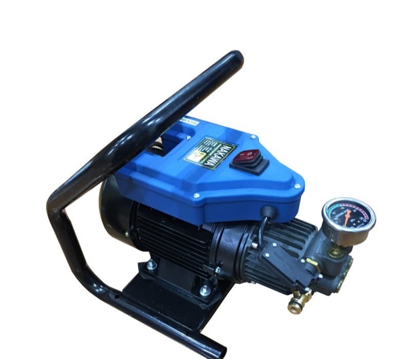 Máy Rửa Xe 2400W Nakawa NK-696