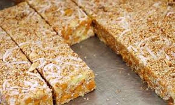 BÁNH CÁY LÀNG NGUYỄN HỘP 500GRAM