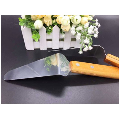 [HCM]Xẻng xúc bánh