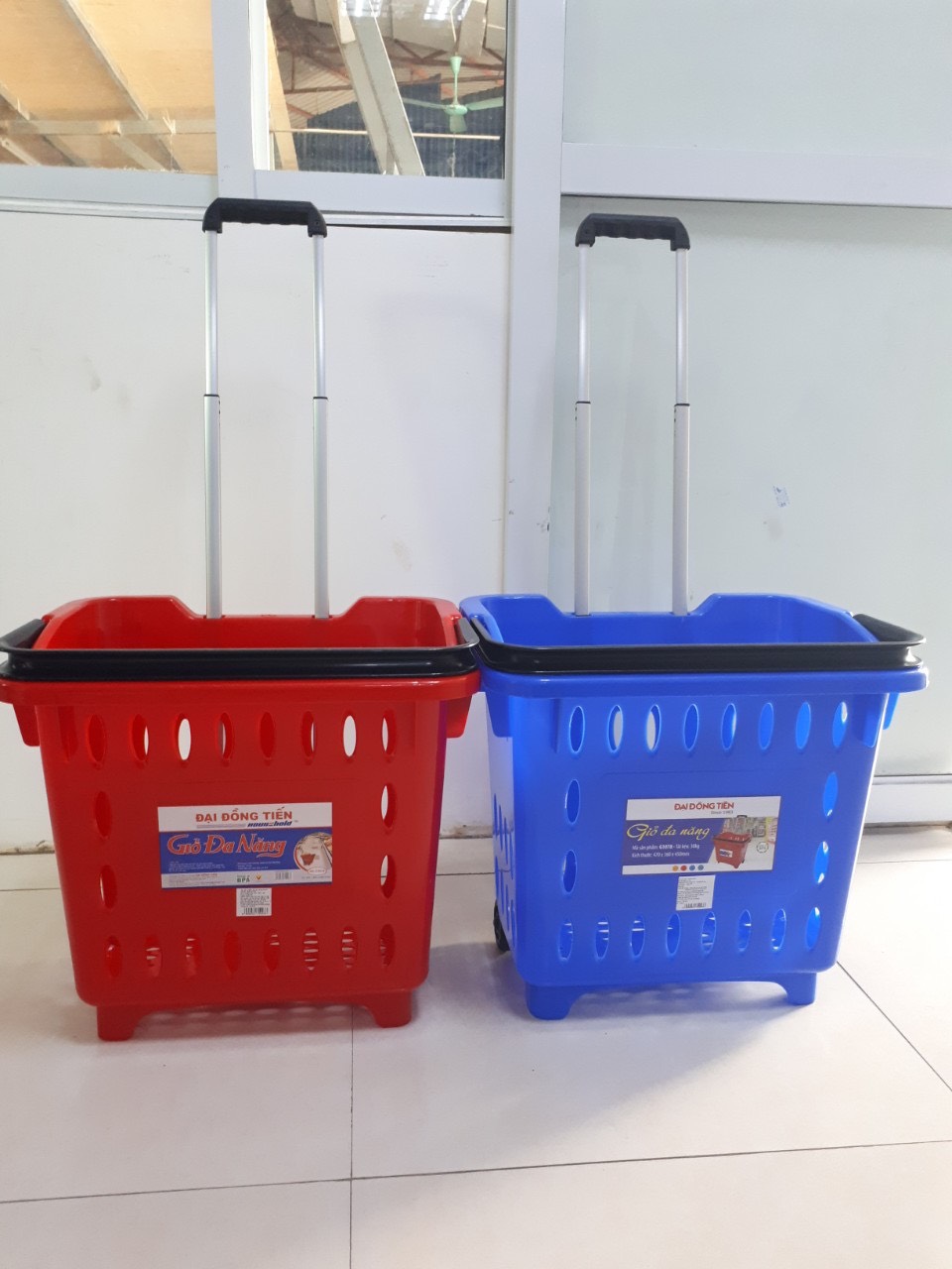 Giỏ kéo siêu thị