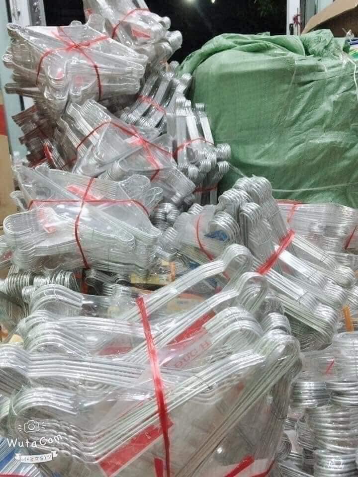 Bộ 45 móc nhôm treo quần áo người lớn, móc phơi đồ, treo đồ cực kì chắc chắn