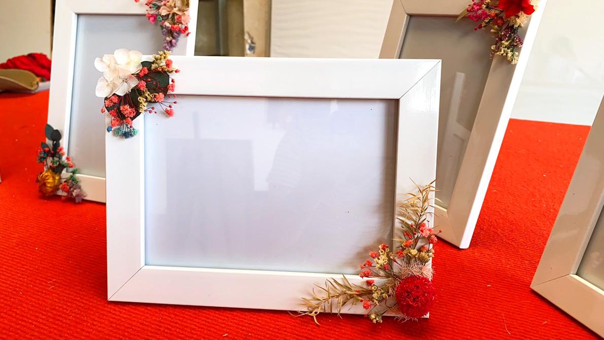 Khung ảnh để bàn , khung ảnh chất lượng cao
