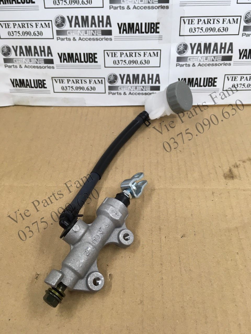 Ben đạp phanh thắng sau Exciter 135, Exciter 150 (hàng tốt)