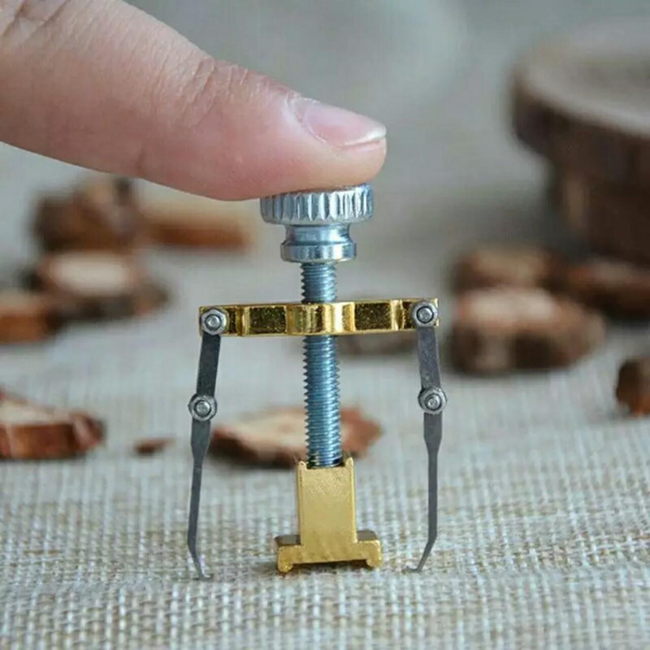 Dụng cụ chữa móng quặp móng chân chọc thịt đau đớn