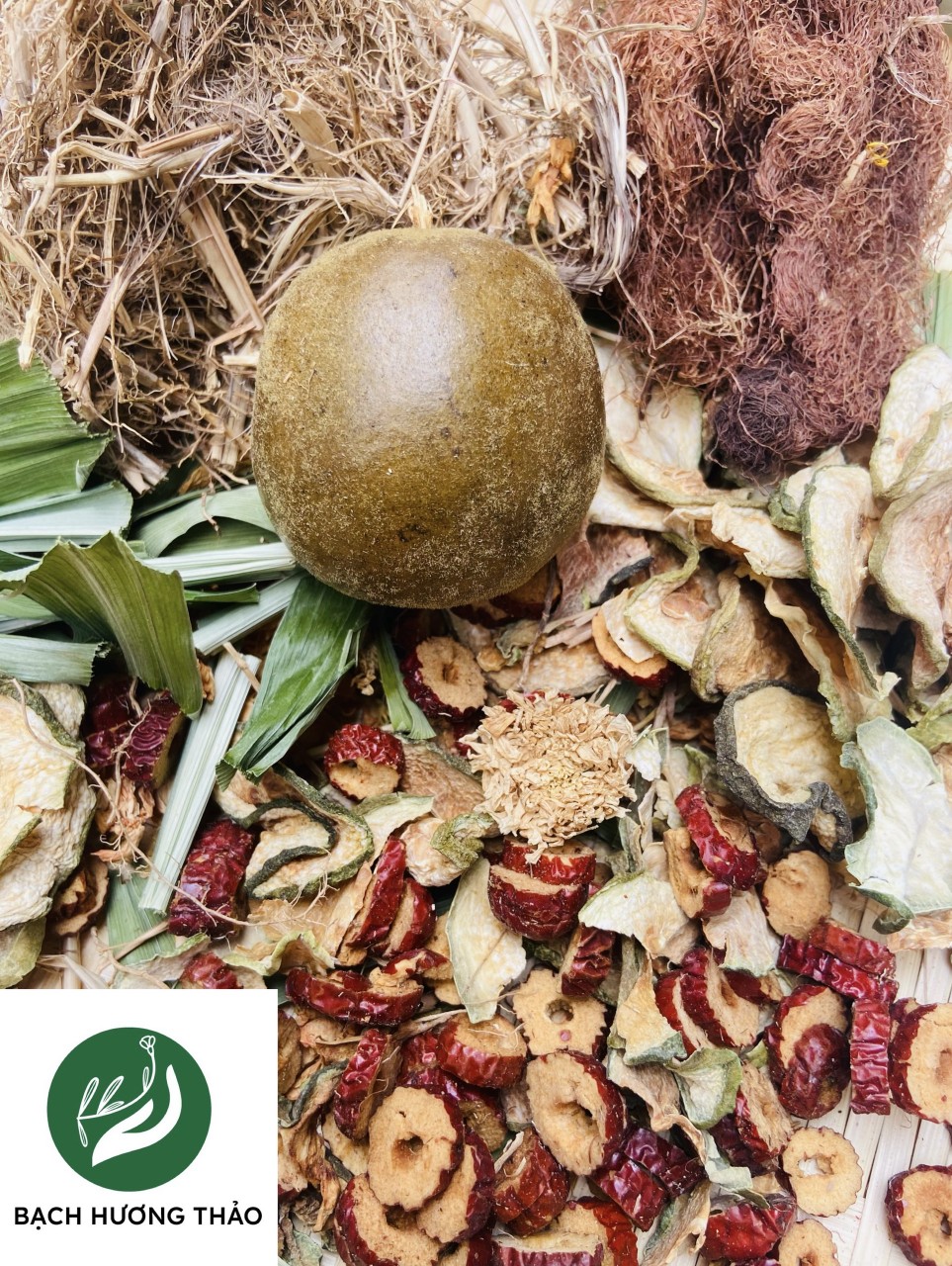 TRÀ THẢO MỘC SÂM BÍ ĐAO HẠT CHIA/SÂM RONG BIỂN( Tăng đề kháng, đẹp da,giải nhiệt, thanh lọc cơ thể)