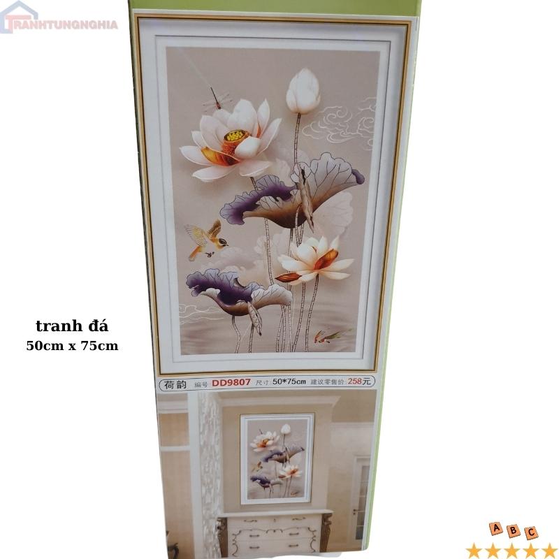 Tranh đính đá, tranh thêu chữ thập hoa sen