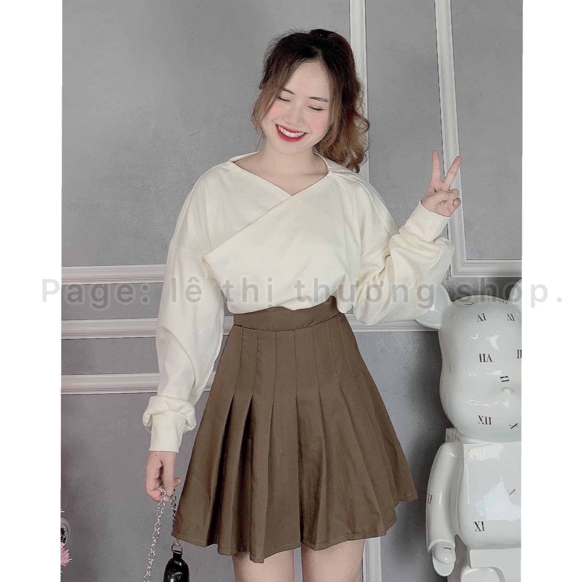 Áo Kiểu Bẹt Vai Gân Đắp Chéo