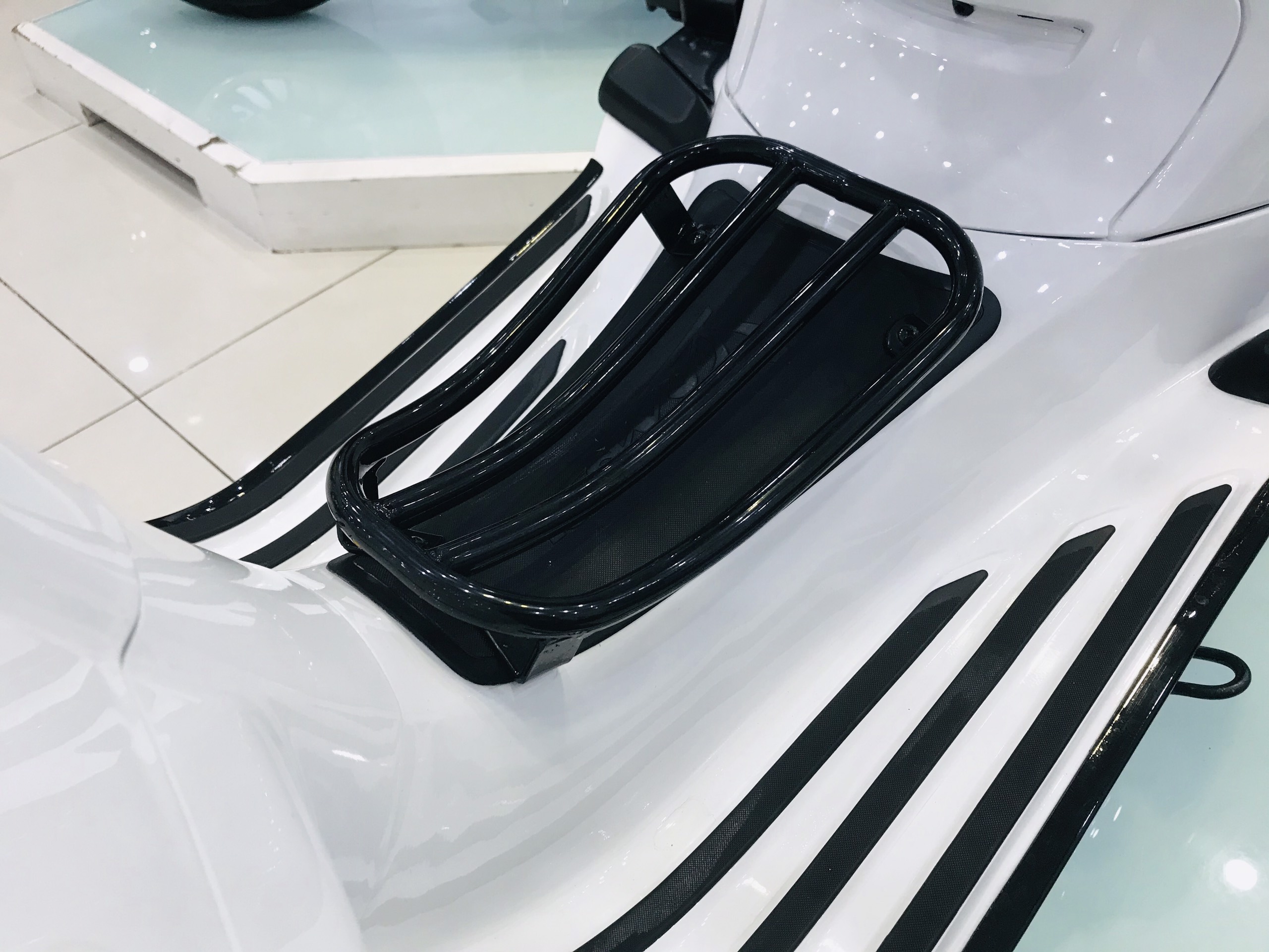 [HCM]Giá để đồ giữa dành cho xe Vespa