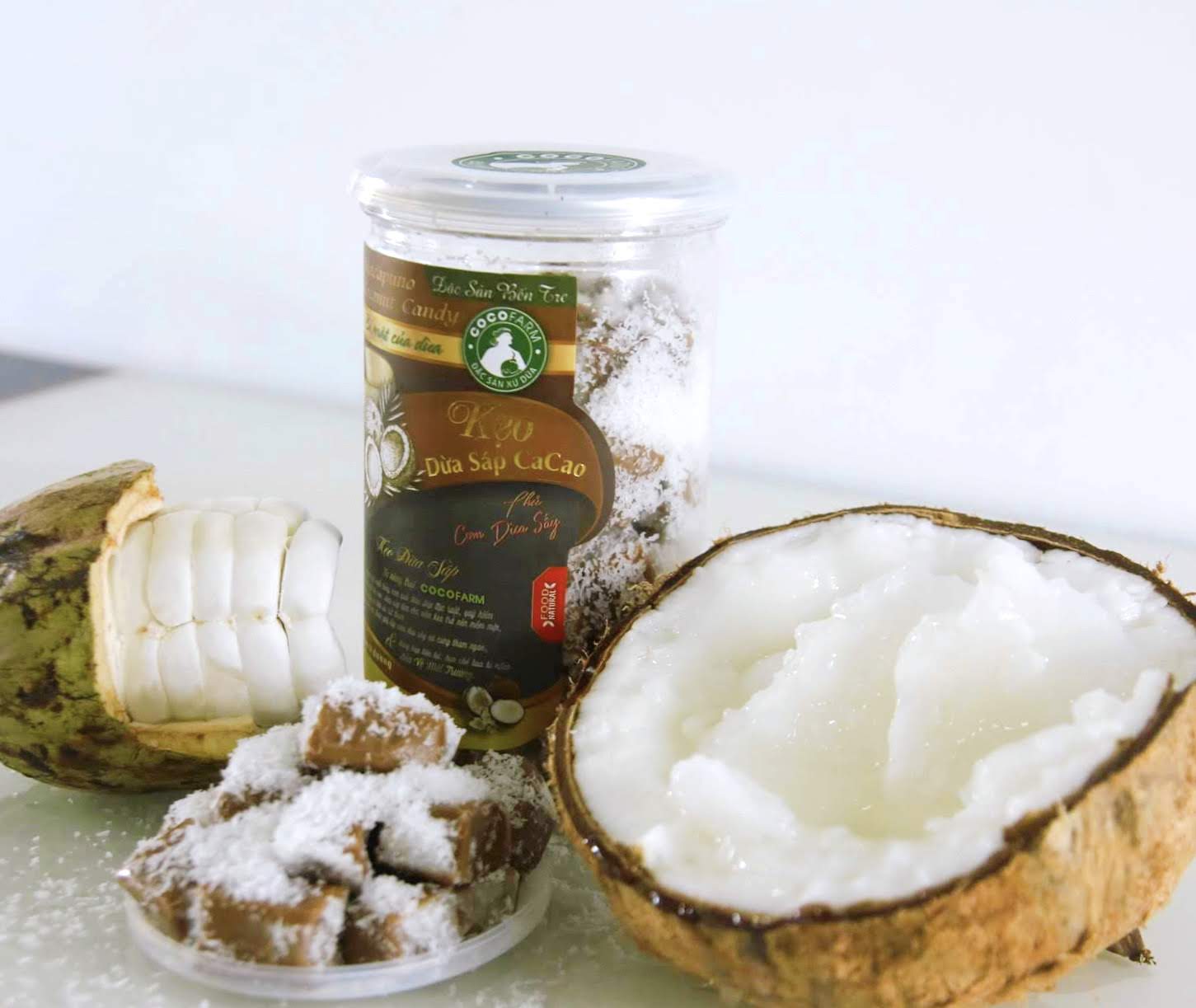 Kẹo Dừa Sáp Lắc Phủ Cơm Dừa Sấy 5 vị 400g Cocofarm