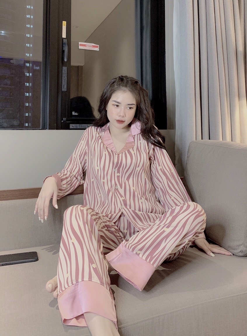Bộ dài tay lụa Mango cao cấp size 40-60kg