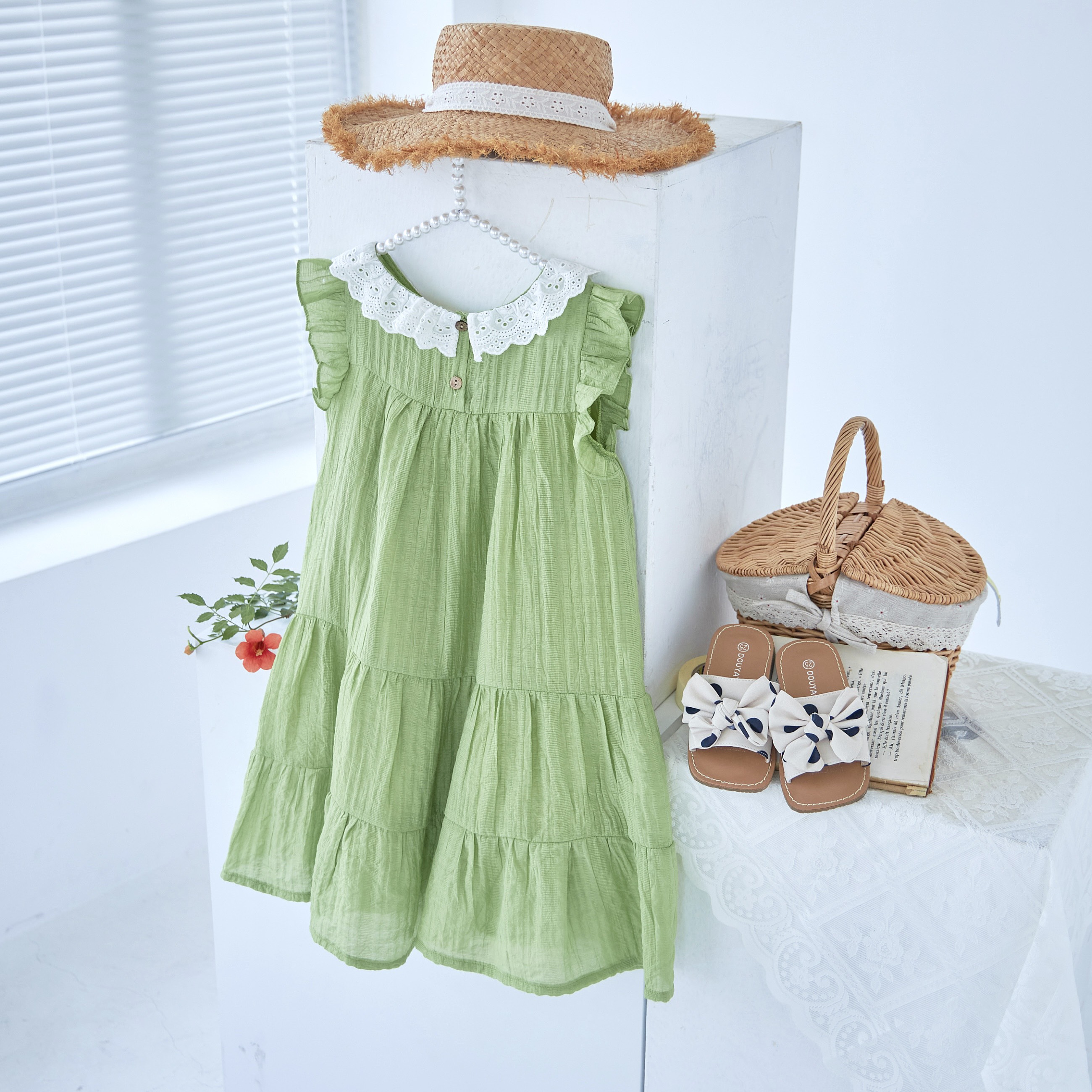 [NEW ARRIVAL] ĐẦM TƠ NHÚNG CỔ REN