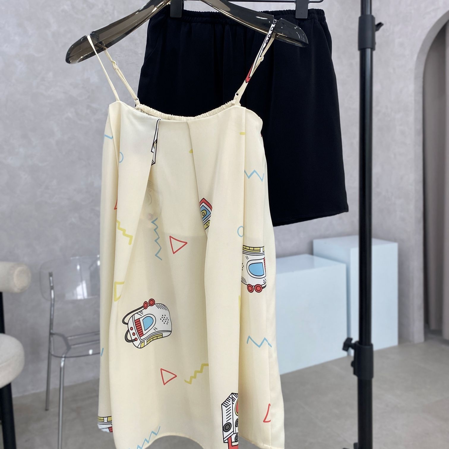 VIBES Đồ bộ 2 dây xinh xắn Liny Straps Set (phom nhỏ)