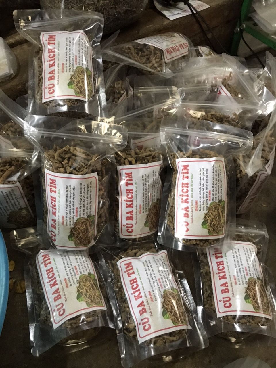 Ba Kích Tím Khô 500gr (Đã Rút Lõi)