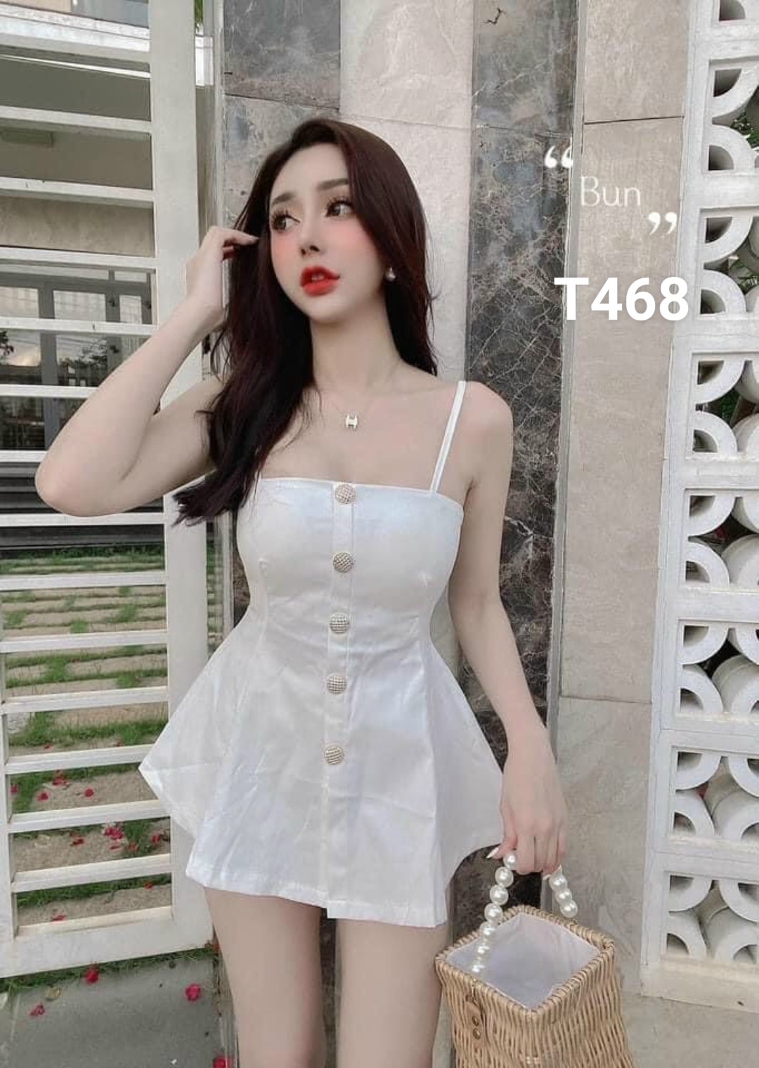 Set áo 2 dây peplum kèm quần ngắn cực đẹp 2 màu y hình dạo phố siêu xinh T468