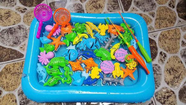 Hàng Hot Bộ đồ chơi câu cá cho bé kèm bể phao - CCP - Bộ câu cá phao cho trẻ em chơi tại nhà