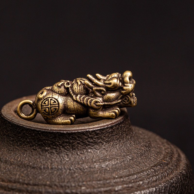 Tượng Phong Thủy Hình Tỳ Hươu (Kích Thước: 2.6cm x 0.9cm)