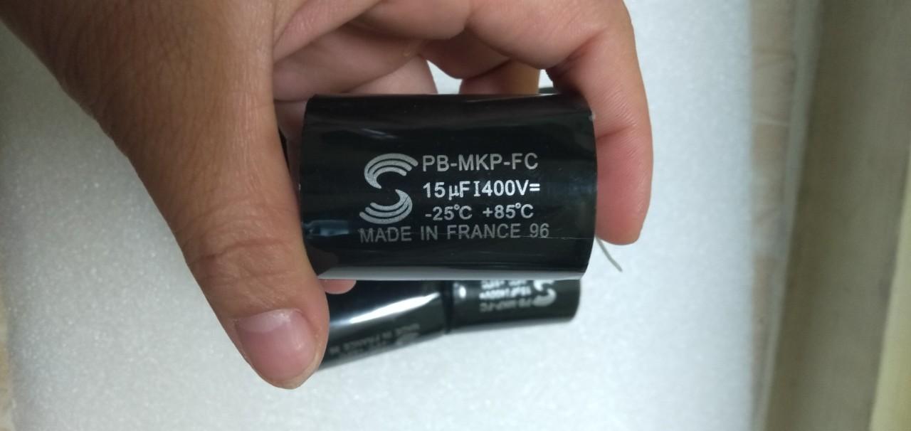 2 tụ phân tần loa 15uf 400v