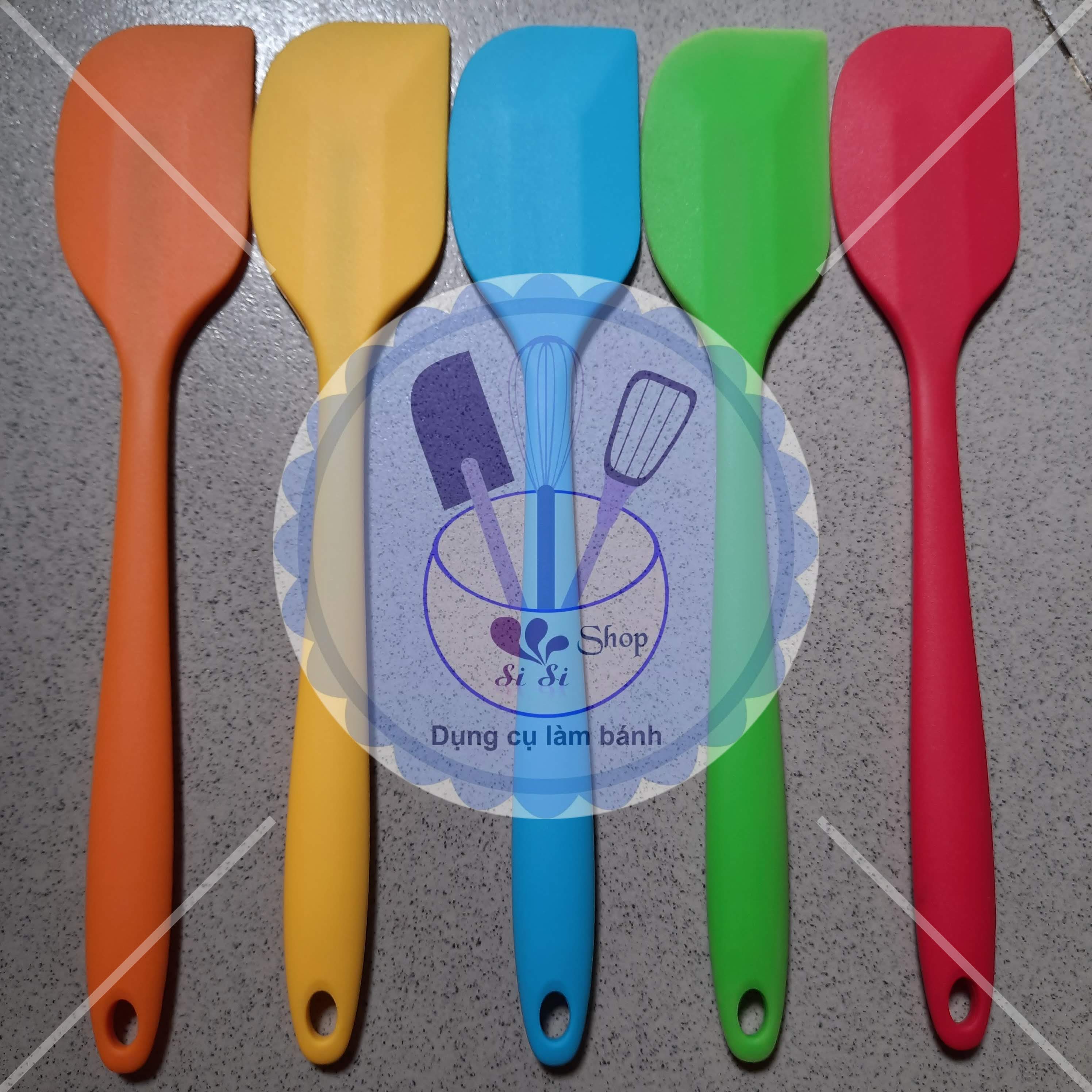 [HCM]Phới trộn bột silicon cán liền