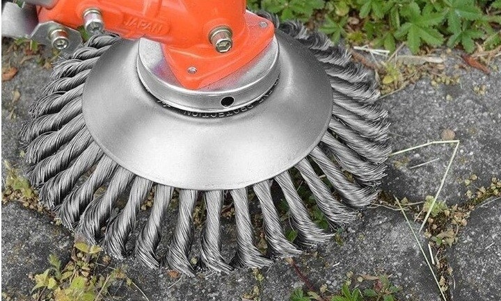 Lưỡi cắt cỏ tận gốc, bàn chải máy cắt cỏ