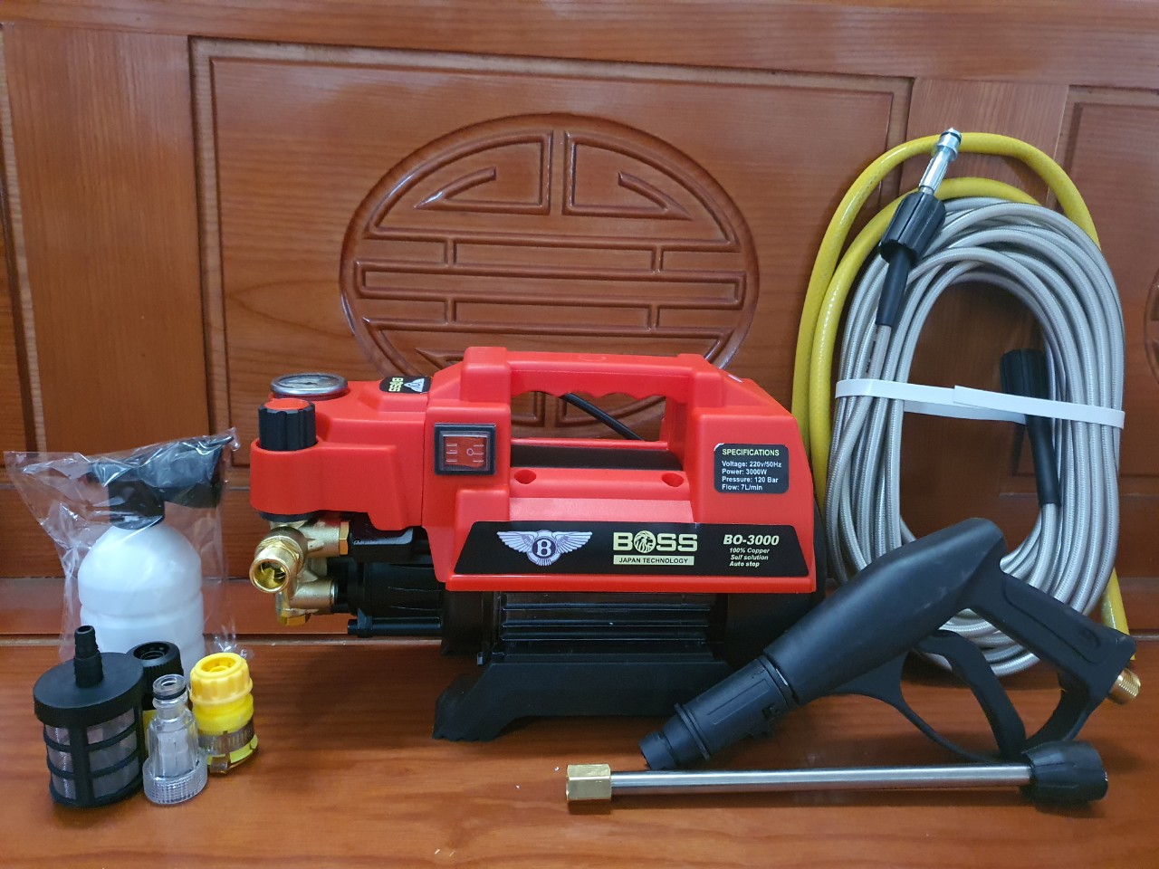 Máy rửa xe chỉnh áp BOSS công suất cao 3000w, đầu máy có chỉnh áp, máy xịt rửa làm sạch oto, xe máy, máy lạnh, tưới cây tặng kèm bình bọt và cần nối súng dài