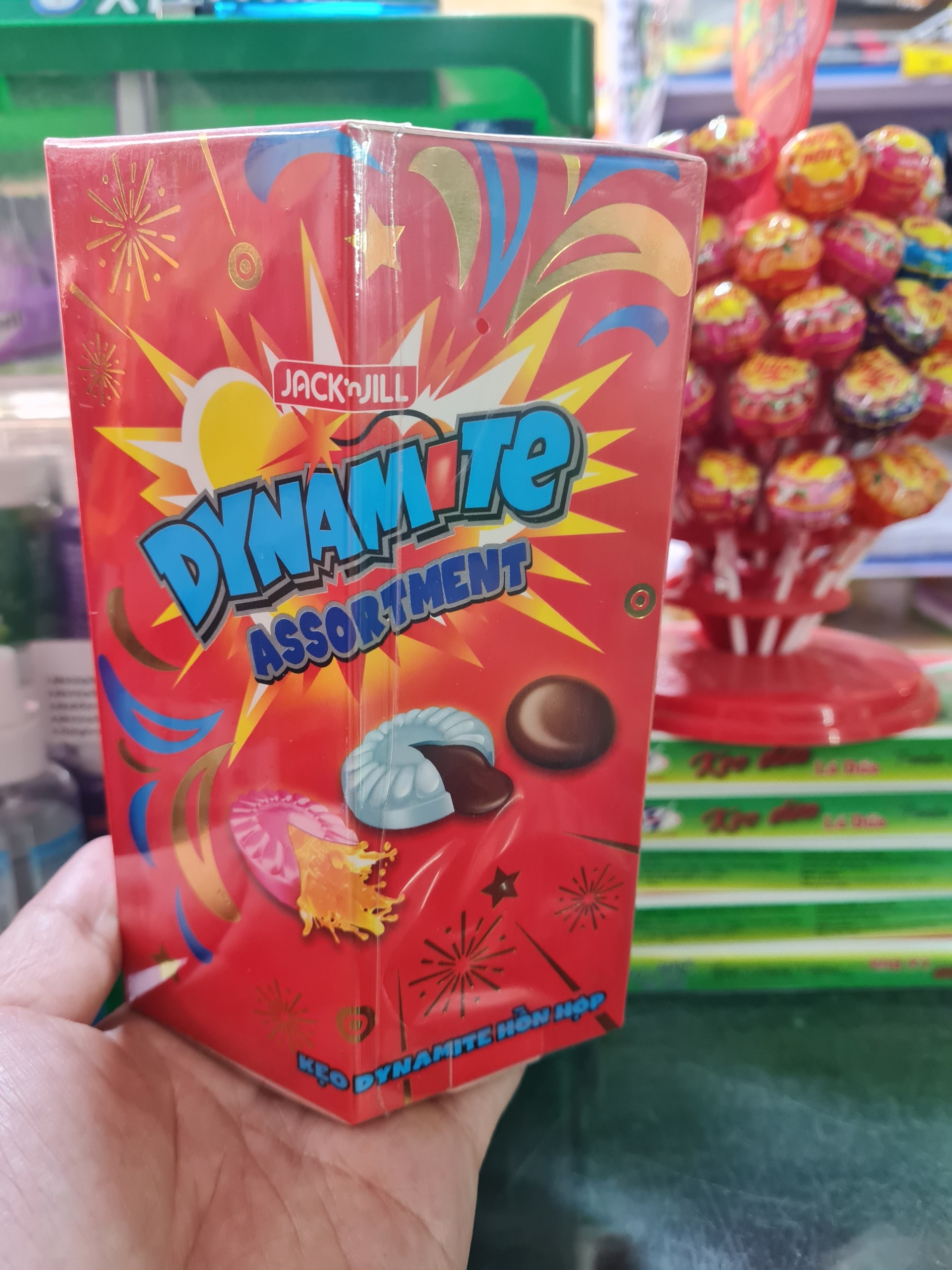 Kẹo Chew Dynamite Assortment Hỗn Hợp Hộp 180G