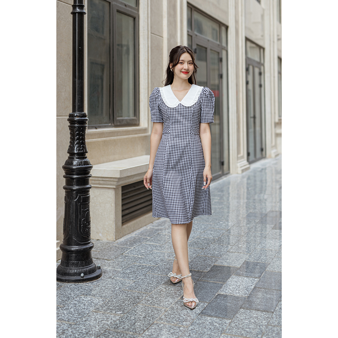 Đầm caro công sở dáng chữ a thời trang Eden cổ sen - D506
