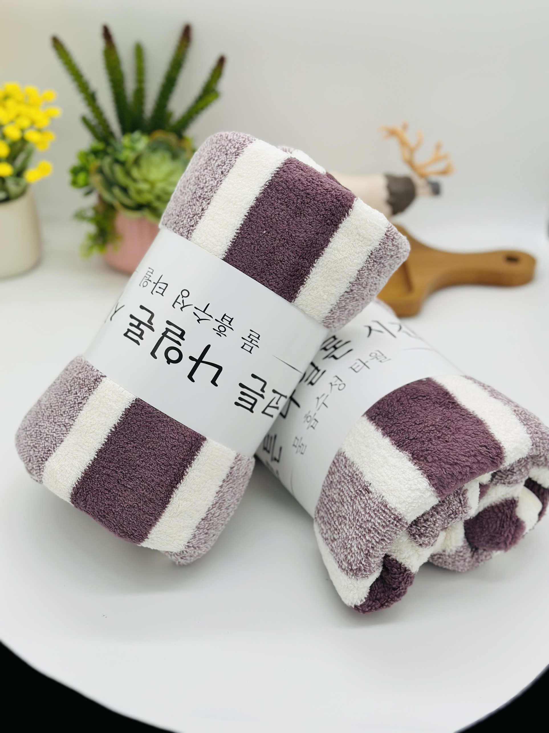 Khăn tắm lông cừu hàn quốc, KT 35x75, kẻ sọc ngẫu nhiên
