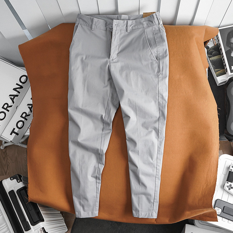 Quần kaki nam TORANO dáng basic thêu logo, form chuẩn EABK019