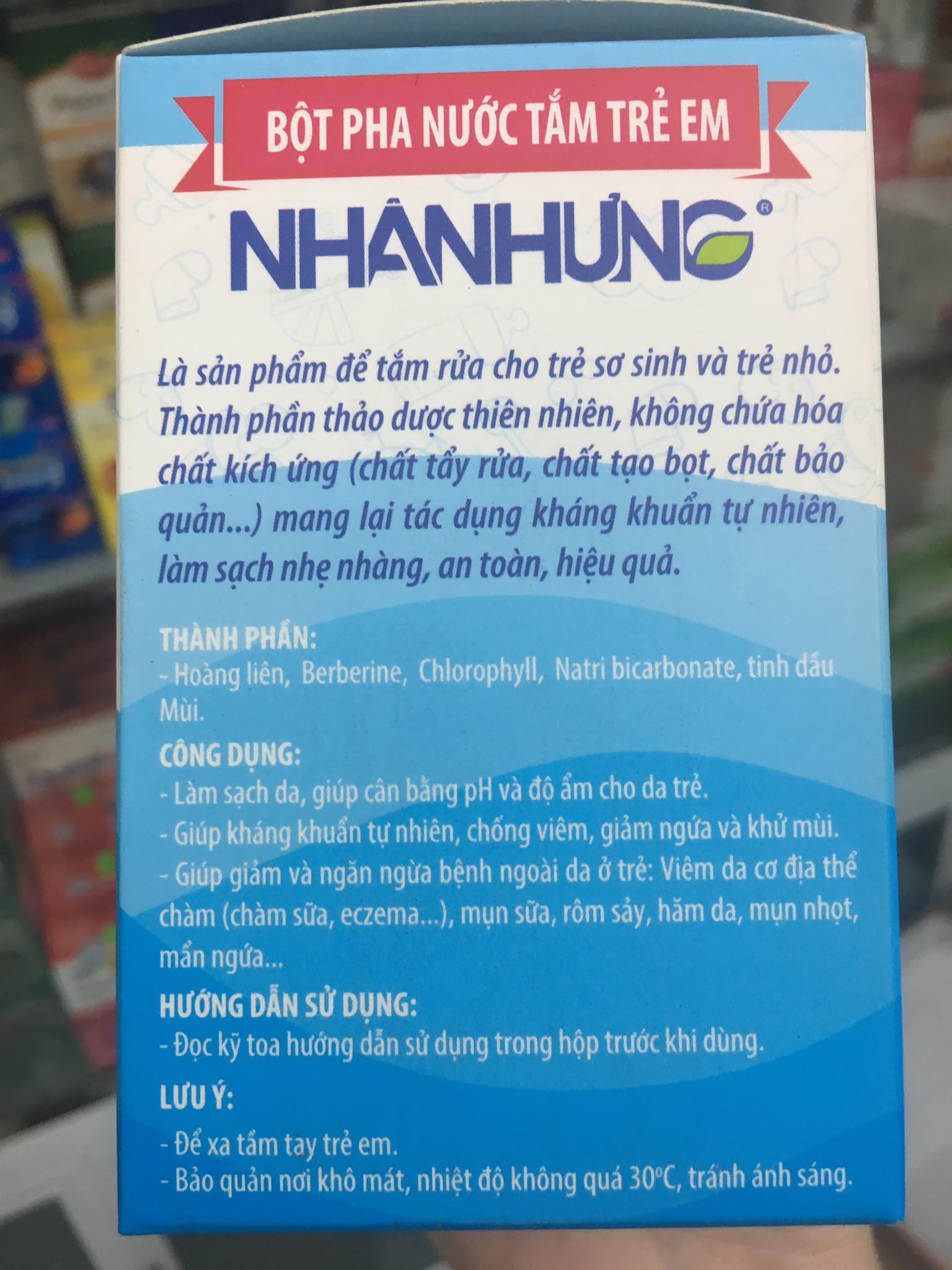 BỘT PHA NƯỚC TẮM TRẺ EM NHÂN HƯNG