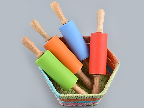 CÂY CÁN BỘT SILICON NHỎ MÀU SẮC 22.5CM