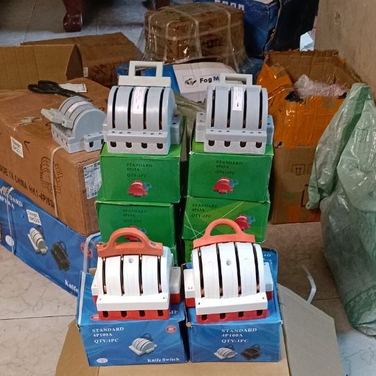 CẦU DAO ĐẢO 3 PHA 4 CỰC 63A và 100A