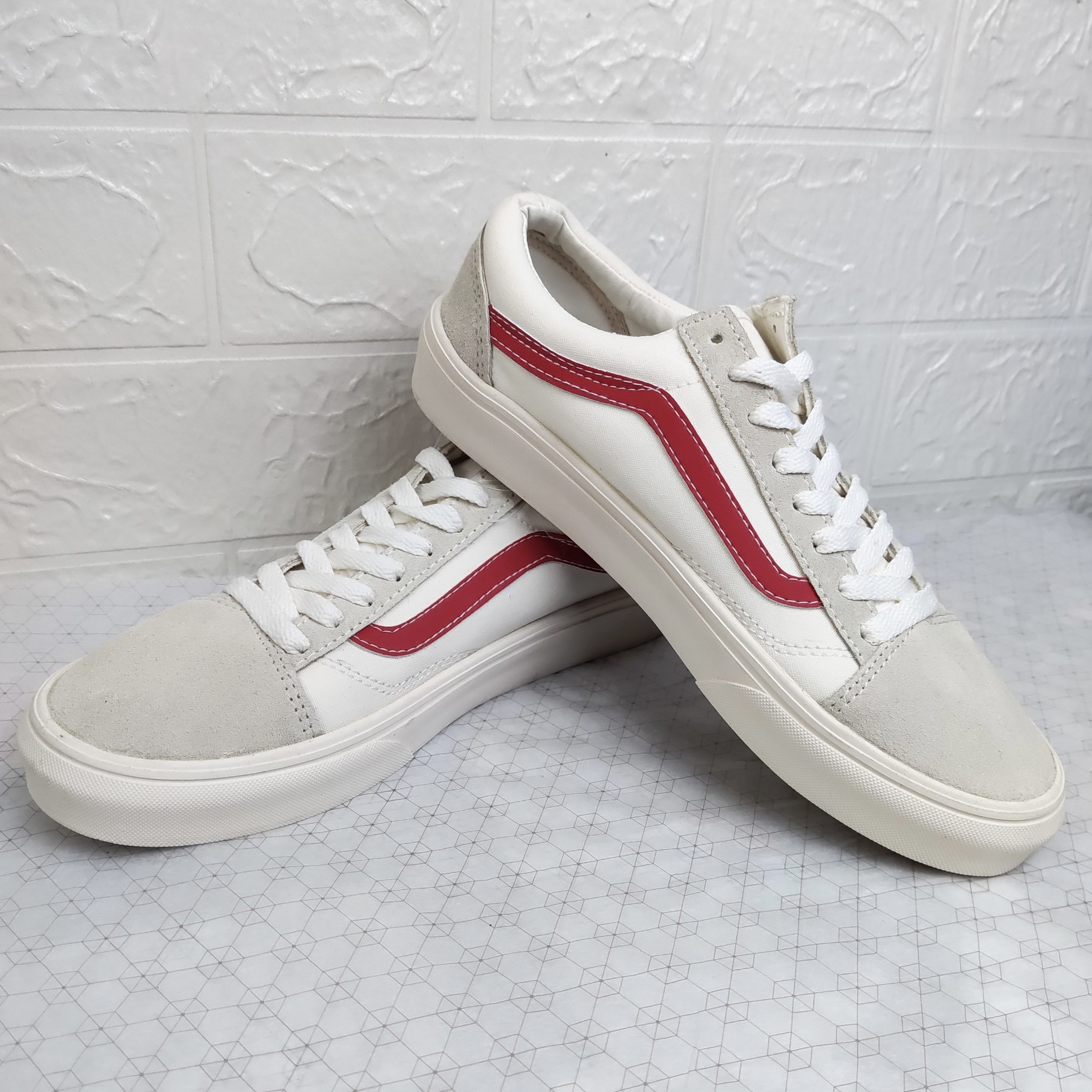 Giày Thể Thao Vans Style36 Viền Đỏ Da Lộn Cao Cấp Fullbox