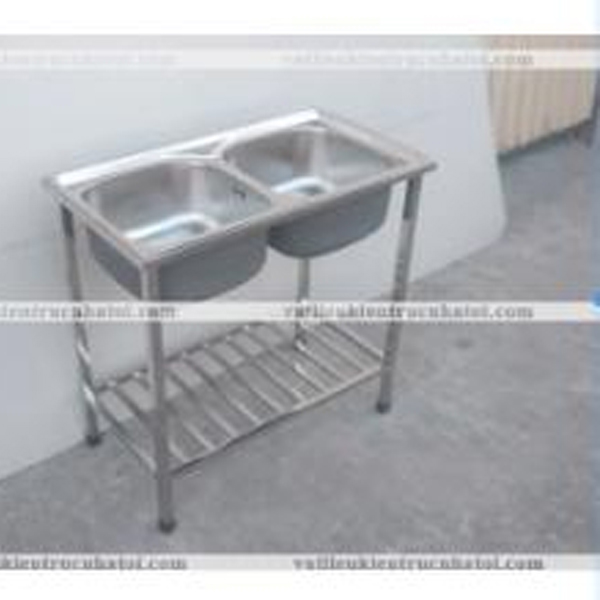 Chậu rửa bát 2 hộc có chân CRCV7843