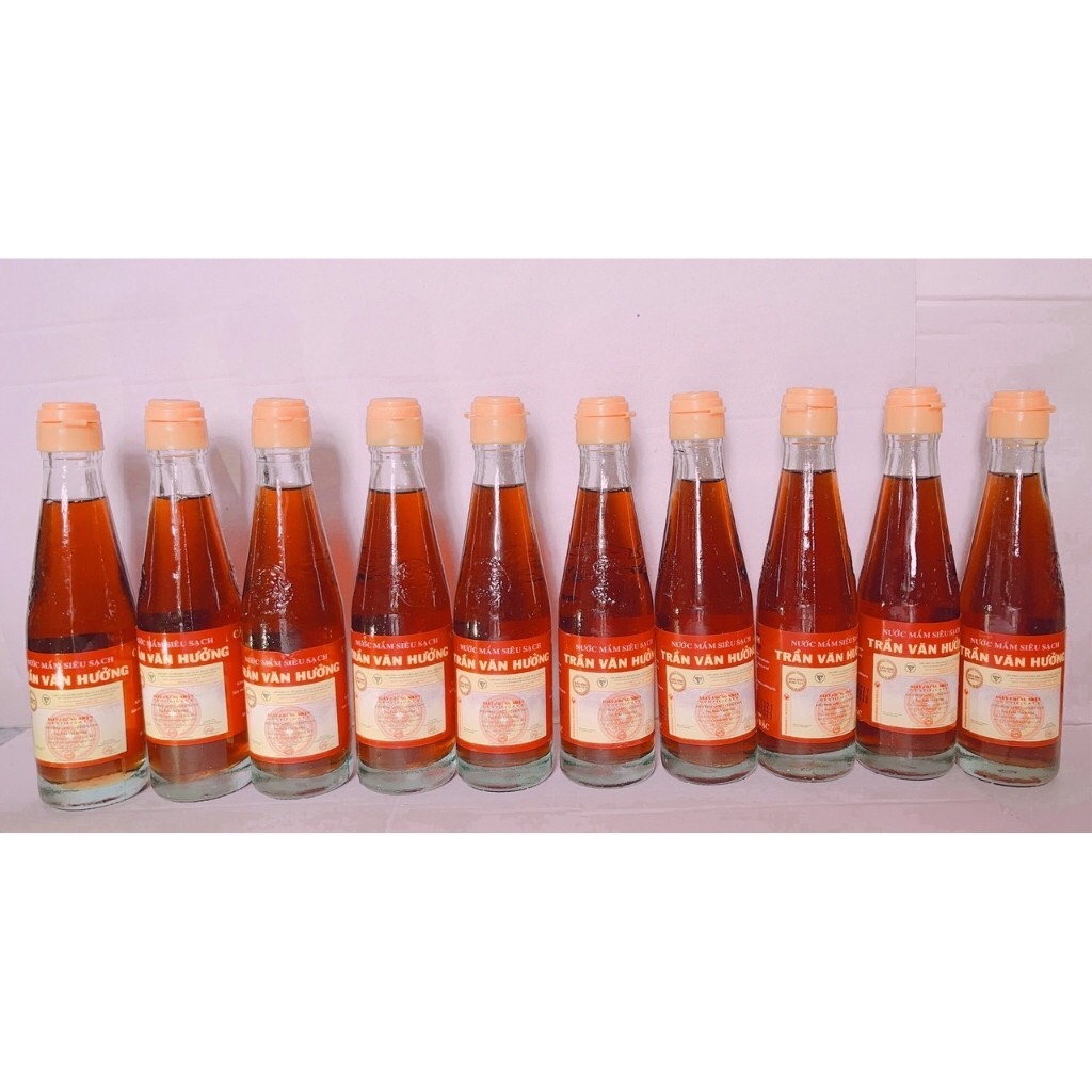 Nước mắm sạch Trần Văn Hưởng loại cốt cô đặc (thùng 10 chai 220ml/1chai)