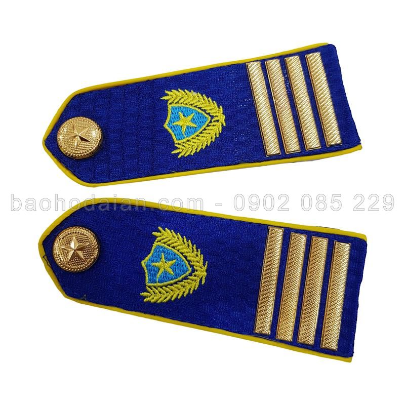 Cầu vai đính kèm quần áo bảo vệ, thêu bông lúa, gạch và sao bằng đồng- hình thật, hàng sẵn